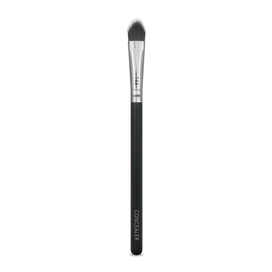 Pointed Concealer Brush 1pcs