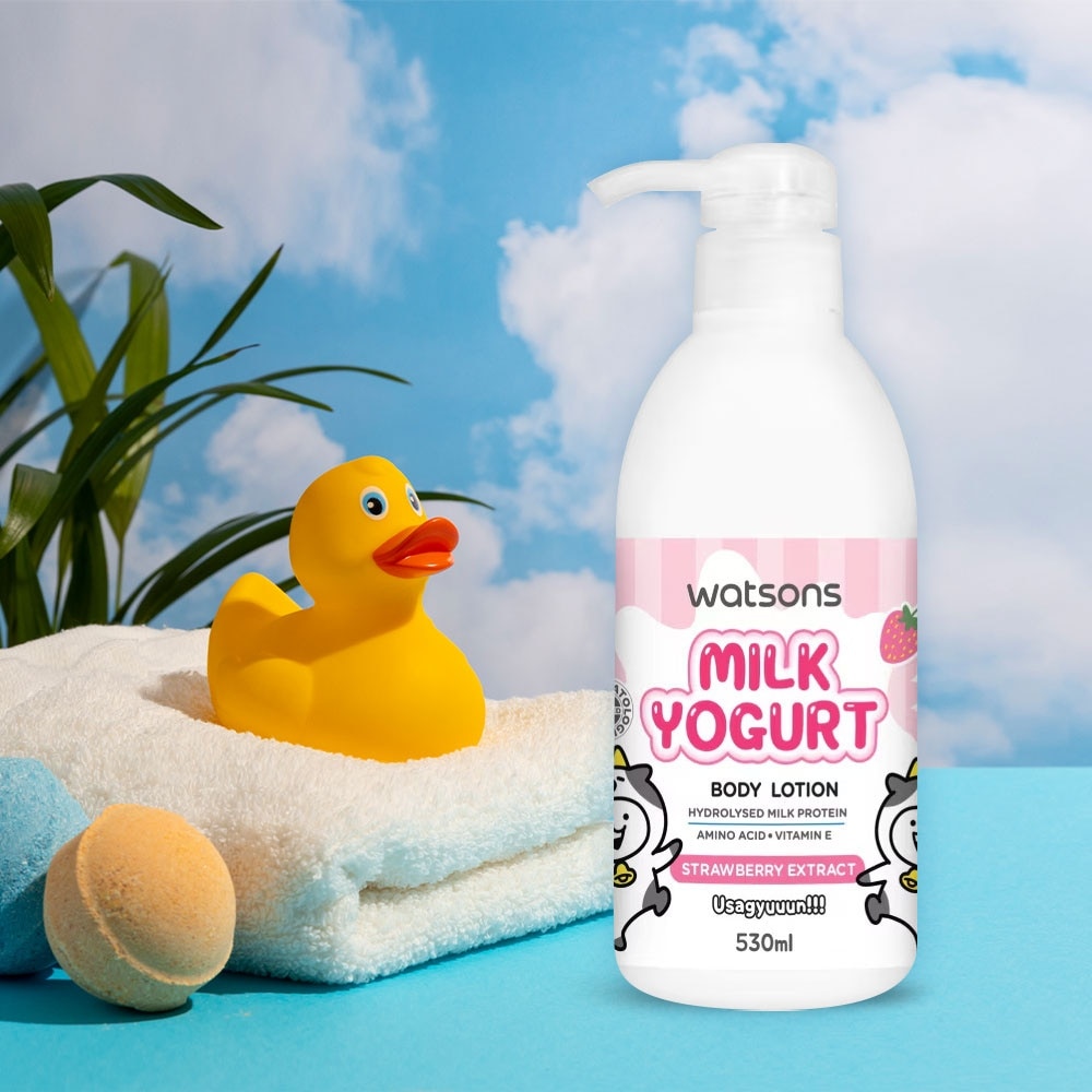 Milk Yogurt Body Lotion Strawberry Extract 530ml (Usagyuuun)