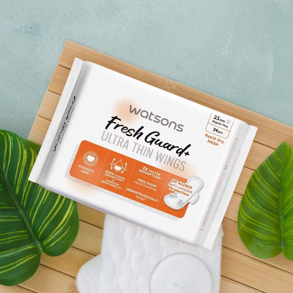 Băng Vệ Sinh Ban Ngày Siêu Mỏng Có Cánh Watsons Fresh Guard+ 23cm 24 Miếng