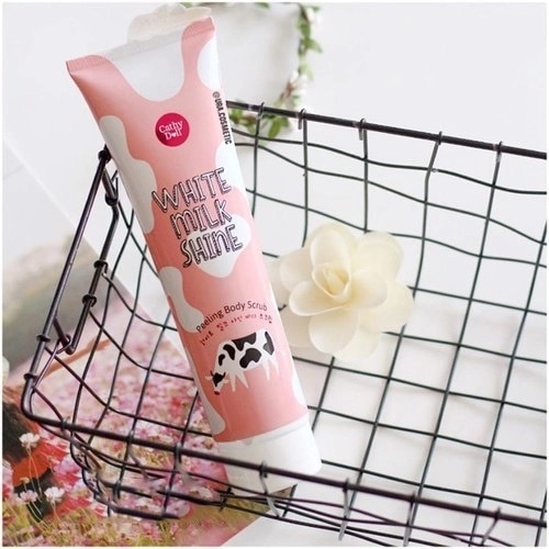 White Milk Shine Peeling Body Scrub 320ml