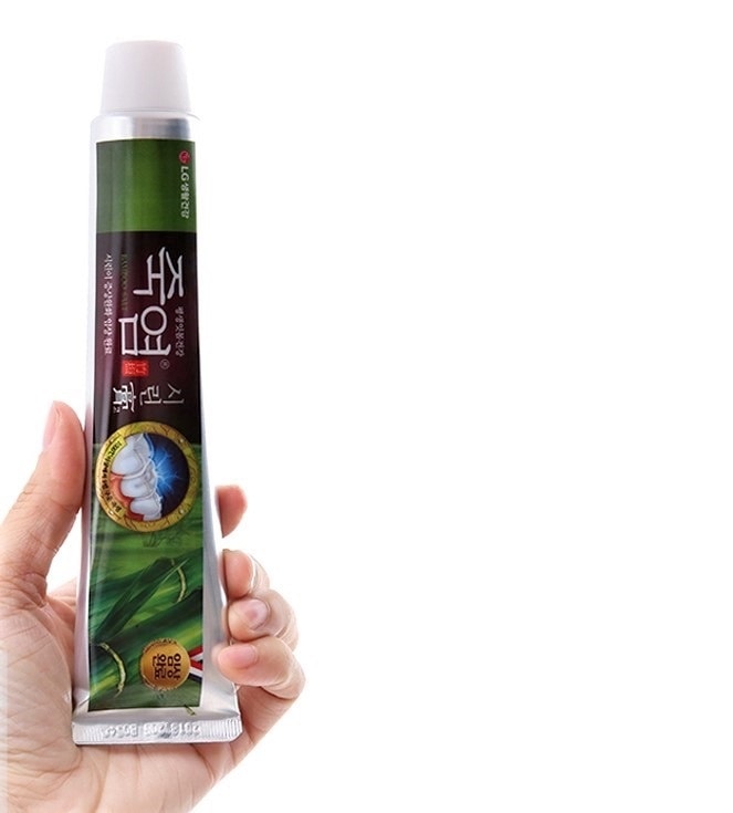 Kem Đánh Răng Bamboo Salt Sensitive 140g