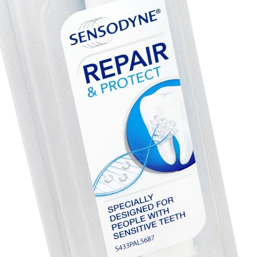 Bàn Chải Đánh Răng Dành Riêng Cho Răng Ê Buốt Sensodyne Repair & Protect Extra Soft