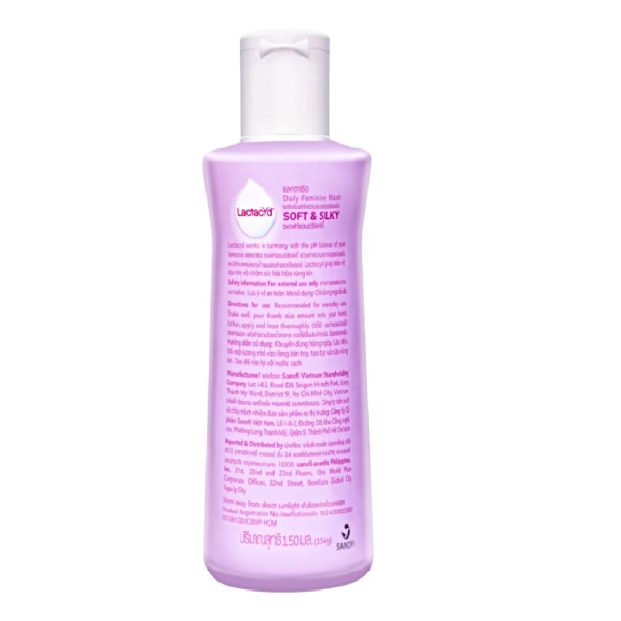 Dung Dịch Vệ Sinh Phụ Nữ Lactacyd Soft And Silky 250ml