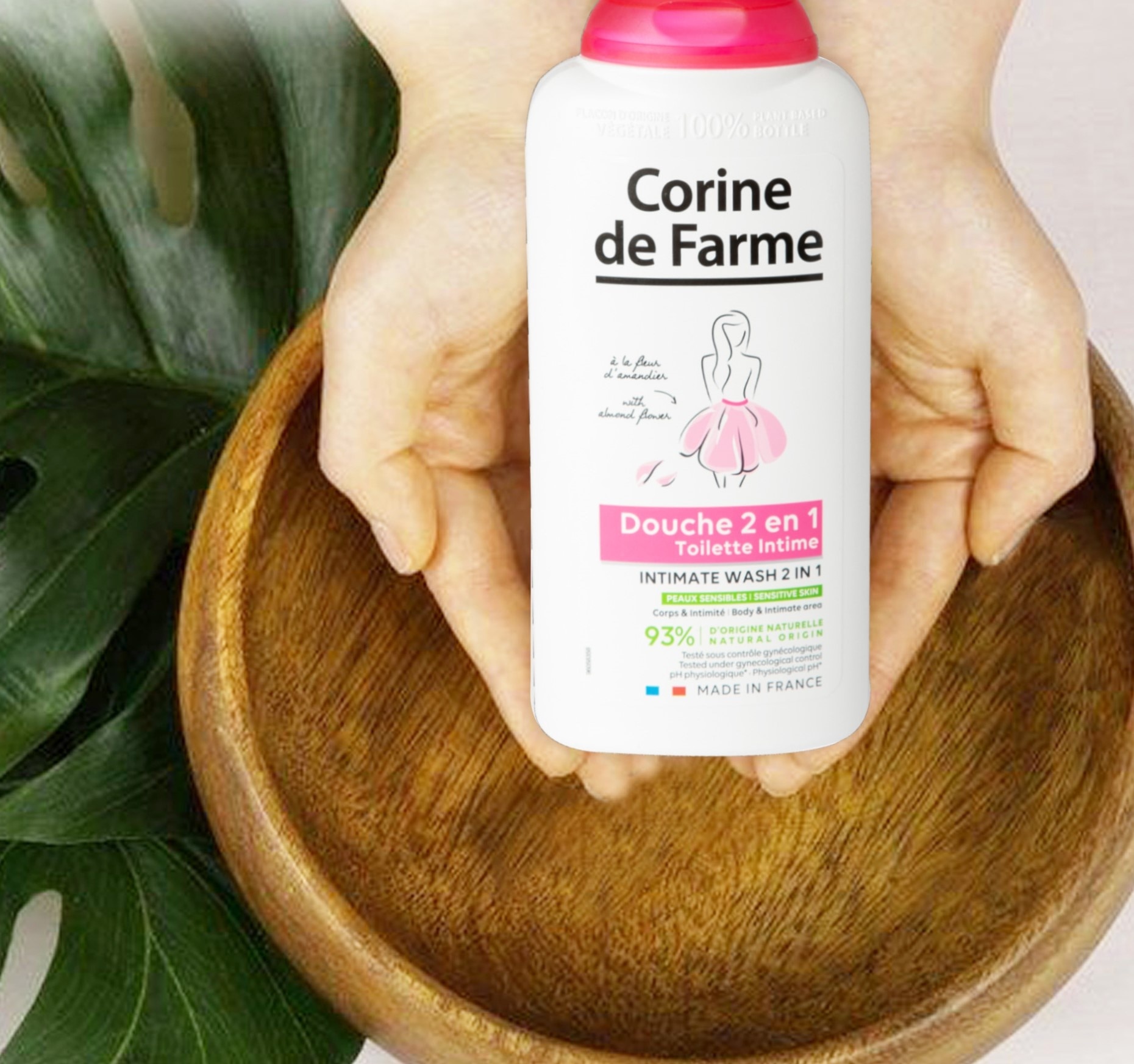 Sữa Tắm 2 Trong 1 Corine de Farme Intimate Wash 2 in 1 250ml