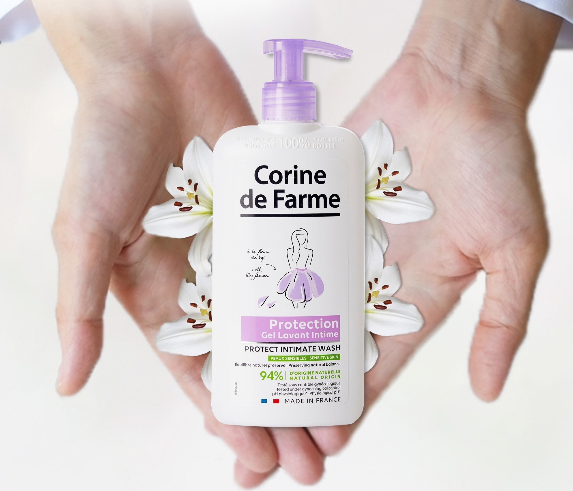 Gel Làm Sạch Và Giảm Cảm Giác Khó Chịu Vùng Kín Corine de Farme Intimate Wash Protect 250ml