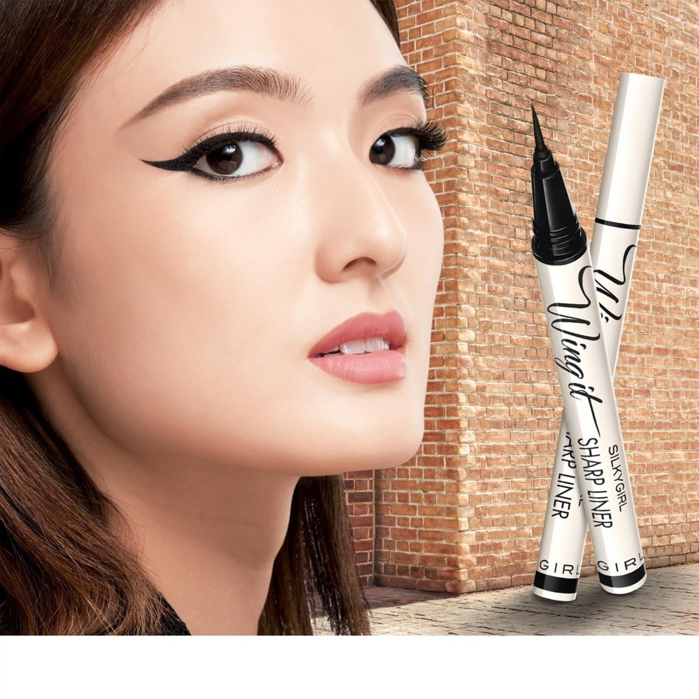 Kẻ Mắt Nước Silkygirl Wing It Sharp Liner 0.5g .#Super Black