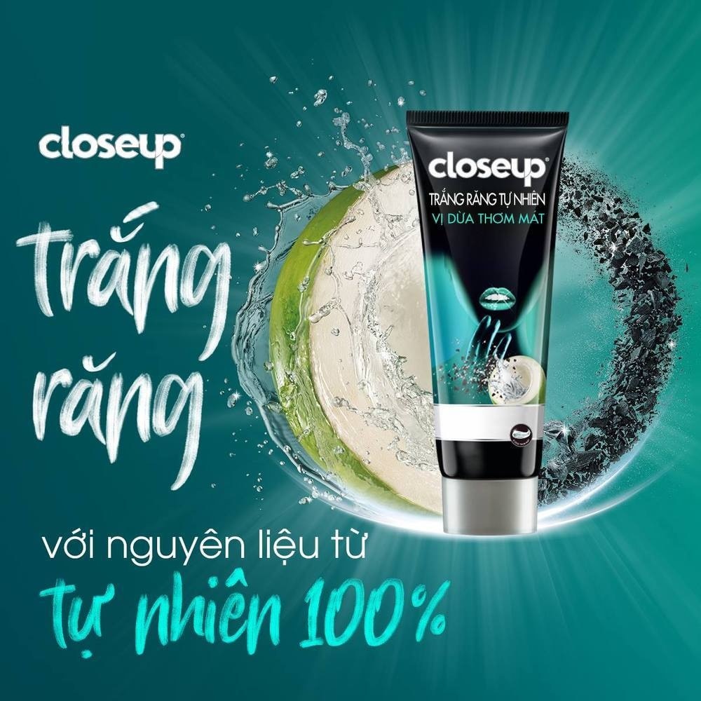 Closeup White Attraction Natural Glow Coconut & Charcoal 230g
