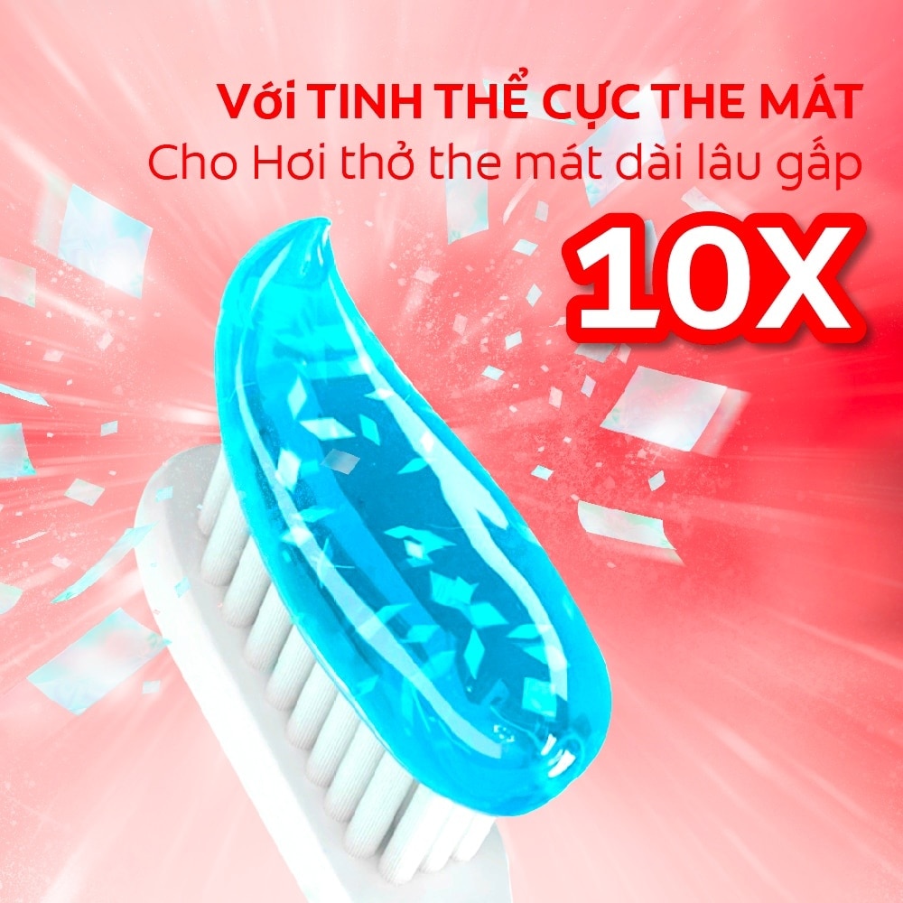 Kem Đánh Răng Colgate Max Fresh Trà Xanh Tinh Thể Cực Mát 225g + Bàn Chải Lông Tơ Phủ Than