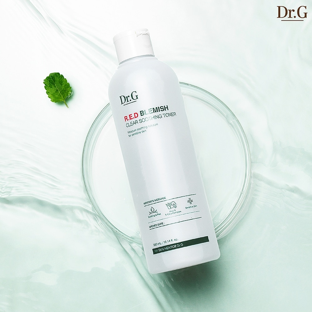 Nước Hoa Hồng Dr.G R.E.D Blemish Clear Soothing Toner 300ml