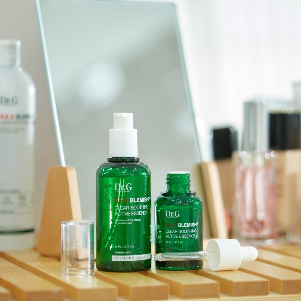 R.E.D Blemish Clear Soothing Active Essence 80ml