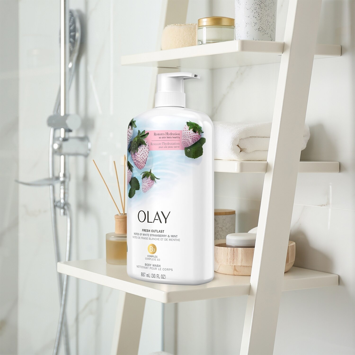 Sữa Tắm Olay Fresh Outlast Hương Dâu Và Bạc Hà 975ml