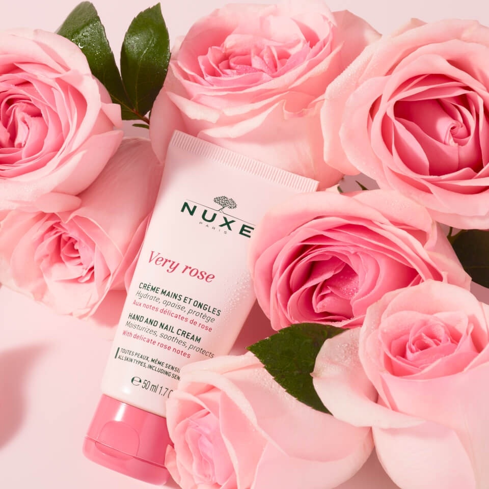 Kem Dưỡng Tay Và Móng Nuxe Very Rose Hand And Nail Cream 50ml