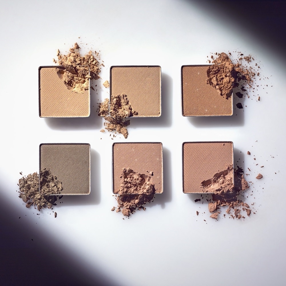 Blur-Finish Shadow 10g .#702 Zelda Fitzgerald